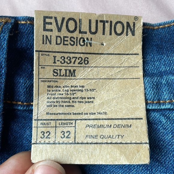 32/32 Evolution In Design Jeans - Picture 2 of 4